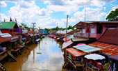 Amphawa Floating Market