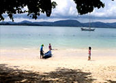 3 Eggs Island and Pearl Island Half Day Trip by JC Tour