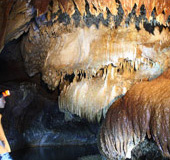 Jamesbong and Pungchang Cave