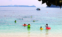 Charter Longtail Boat to Coral Island : JC Tour