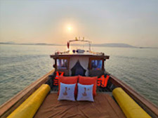 Charter Longtail Boat Sunset 2Islands : JC Tour