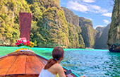 LONGTAIL AND BAY: PHI PHI ISLAND