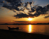 Relaxing on Koh NakhaNoi by JC Tour