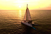 Private Yacht Charter to Sunset Promthep : JC Tour